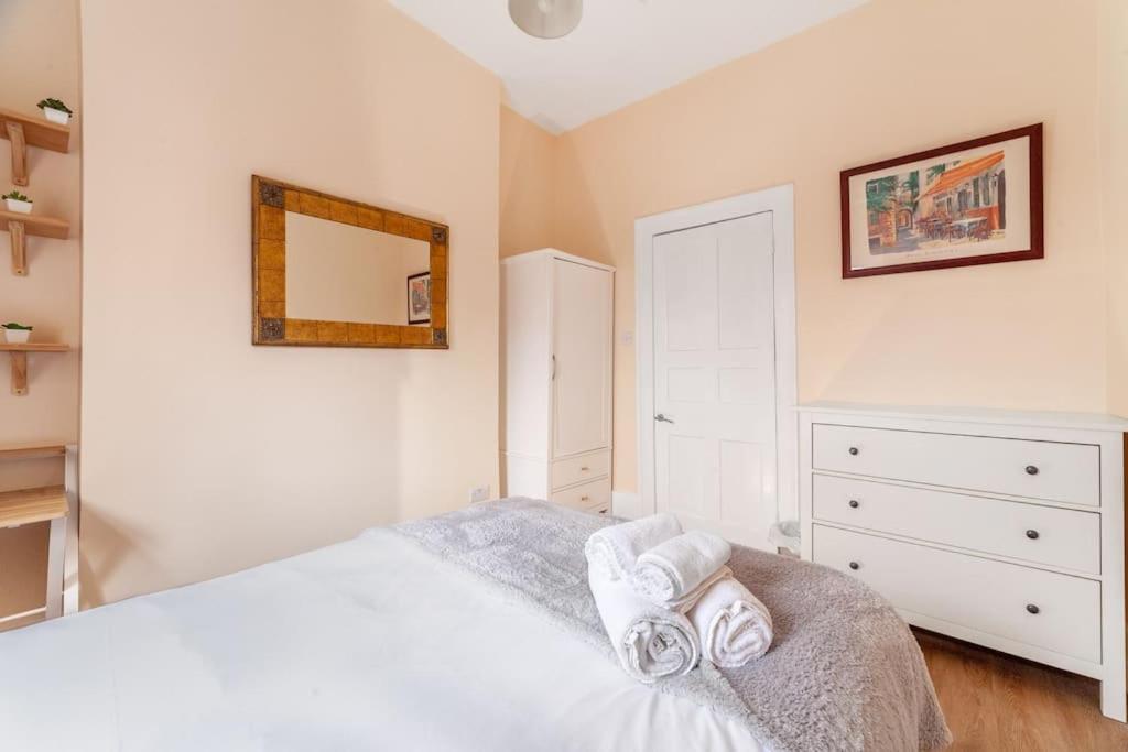 Spacious & Central 3-Bed Flat By Popular Waterloo! لندن المظهر الخارجي الصورة